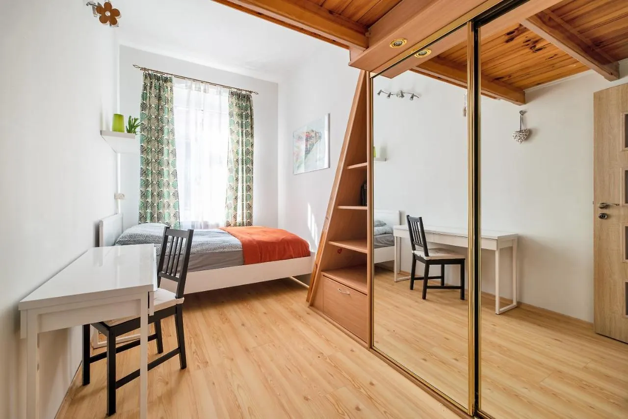 Rooms In City Center Gdansk Homestay